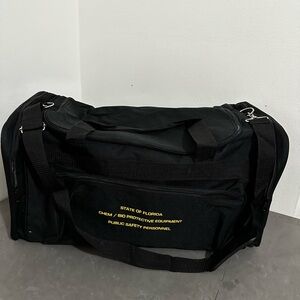 New duffle bag Large 23”x11”x10”